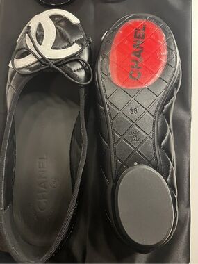 CHANEL Black Quilted Leather Ballet Flats with White CC Emblem